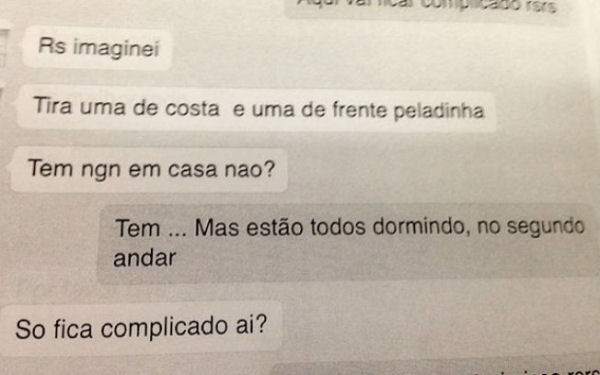 Conversa entre professor e aluna em rede social. Foto: Reprodução.