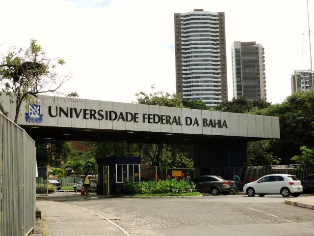 Greve afeta cerca de 35 mil alunos. Foto: colegioweb.com.br.