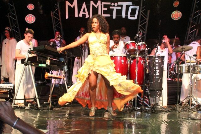Mametto é convidada especial para encerrar a noite cultural no Calabar. Foto: Reprodução/Laboratório da Notícia