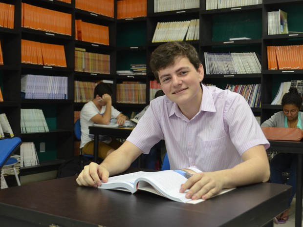 Ianh Martins enfrentou 7 mil concorrentes em prova para técnico judiciário (Foto: Divulgação / Arquivo Pessoal)