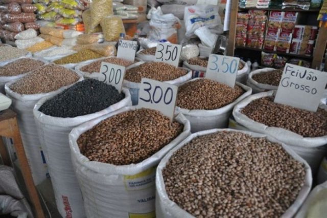 Pesquisa mostra que preços da cesta básica em Feira mostra variação de até 100%. Foto: Jorge Magalhães