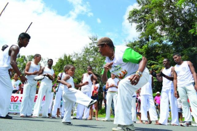 Mais de 50 grupos culturais que revivem tradições e costumes transmitidos de geração para geração. (Foto: Reprodução)