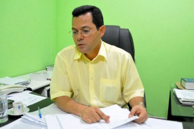A exoneração foi feita a pedido dele que é major da Polícia Militar e quer seguir carreira na corporação. (Foto: Reprodução)