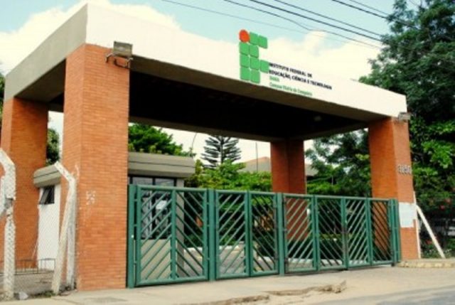 A data das aplicações das provas para os cursos técnicos permanece no dia 6 de dezembro (Foto: Reprodução)