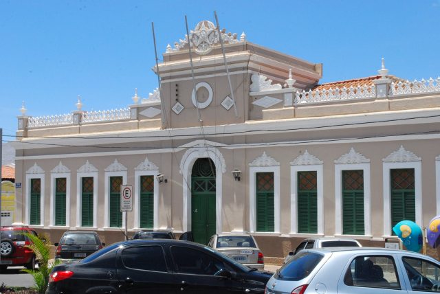 A OAB também denuncia que o prefeito encaminhou um Projeto à Câmara de Vereadores para legalizar o desvio de função. (Foto Ilustração)