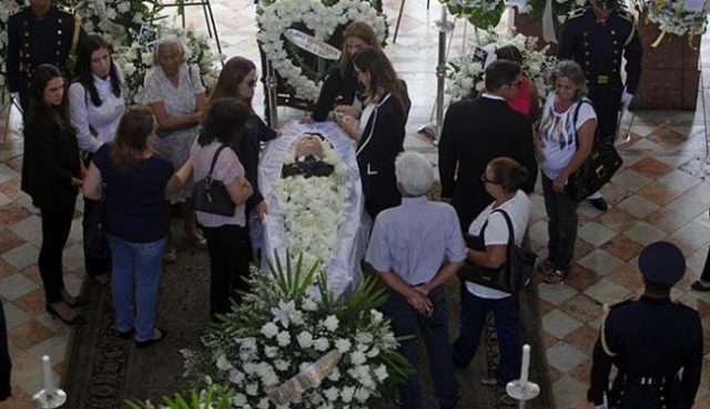 Uma missa de corpo presente foi realizada no Palácio da Aclamação, em Salvador, nesta terça (24). Foto: Lúcio Távora.
