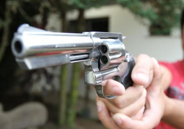 Vítima foi atingida por quatro disparos de arma de fogo. Foto: jmais.com.br.