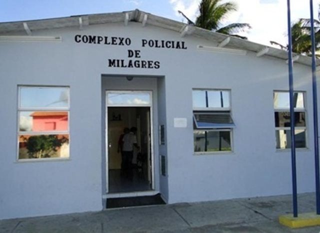 Presos serraram o cadeado da cela. Foto: vozdabahia.com.br.