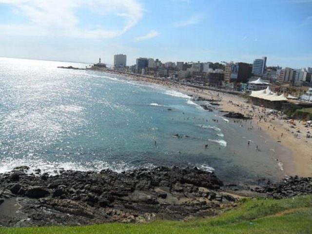 As disputas acontecem entre o Farol da Barra e o Morro do Cristo. Foto: Reprodução/Mundi