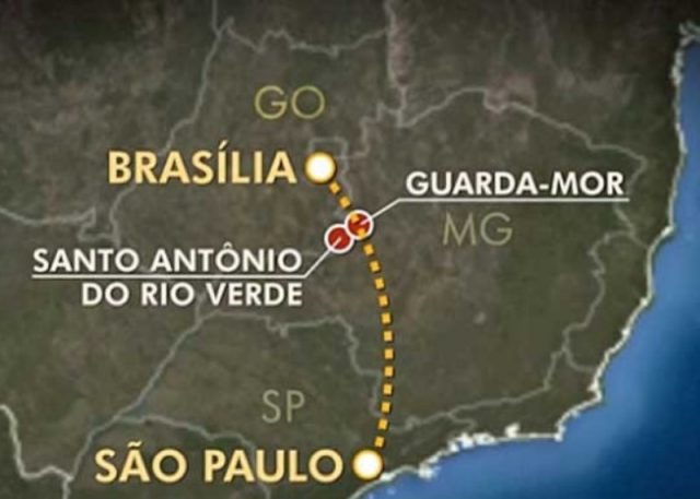 Mapa da região entre Goiás e Minas Gerais e rota que jatinho deveria seguir (Foto: Reprodução / TV Globo)