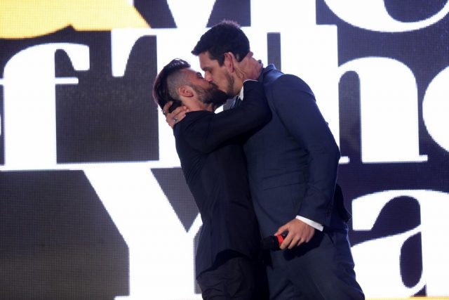 "Aos machistas de carteirinha, hipócritas e preconceituosos.... O nosso carinho e nosso amor de homem com H!", postou Bruno (Foto: Reprodução / Instagram)