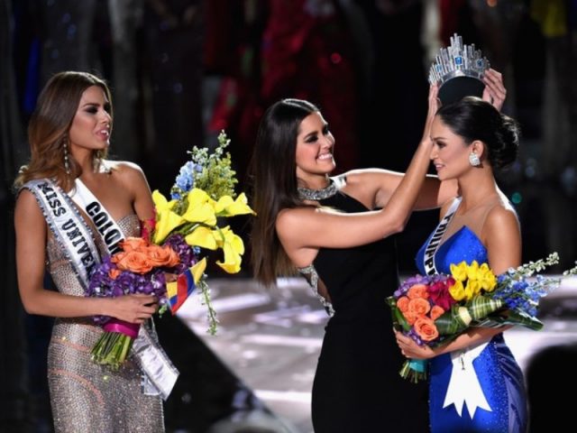 Pia Alonzo Wurtzbach foi a grande vencedora do concurso realizado em Las Vegas. (Foto: Ethan Miller/ Getty Images/ AFP)