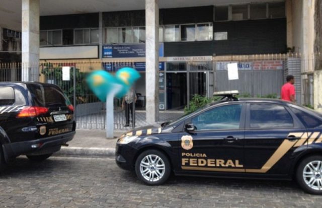 Operação Menelick cumpriu mandados de busca no centro de Salvador. Foto: Juliana Almirante/G1.