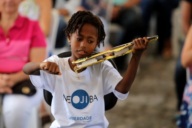 Não é necessário conhecimento prévio em prática instrumental ou coral para integrar as atividades nos novos núcleos. (Foto: Elói Corrêa/GOVBA)