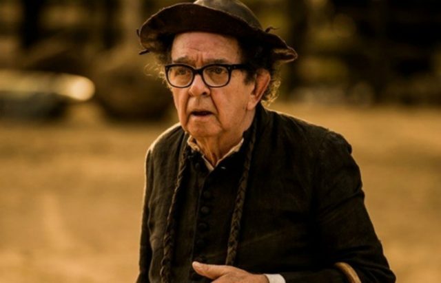 "Ele passou mal e teve uma parada cardíaca. Ele passou por uma cirurgia de seis horas" (Foto: Divulgação / Tv Globo)