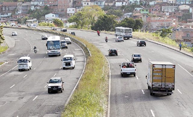 BR-324 concentra maior número de acidentes, conforme órgão de trânsito. Foto: tribunadabahia.com.br.