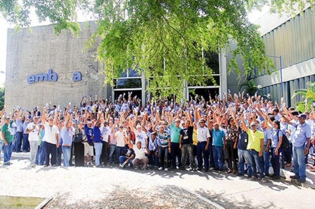 Os trabalhadores estão em campanha salarial desde março deste ano (Foto: Reprodução / Tribuna da Bahia)