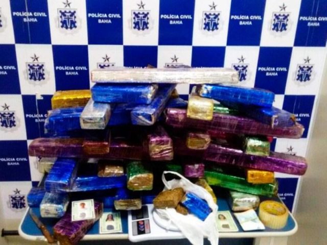 Operação que prendeu o grupo foi realizada pela equipe do Núcleo de Tóxico e Entorpecentes. Foto: Divulgação/Polícia Civil.