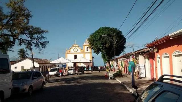 Arraial D’Ajuda é distrito de Porto Seguro. Foto: feriasbrasil.com.br.