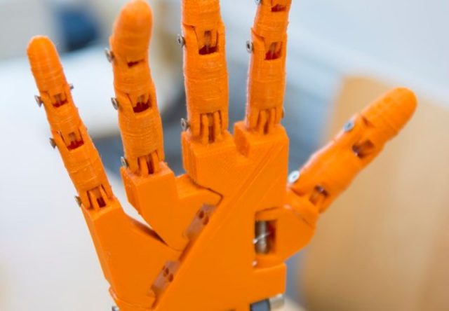 Prótese de mão feita com impressora 3D (Foto: Thinkstock)