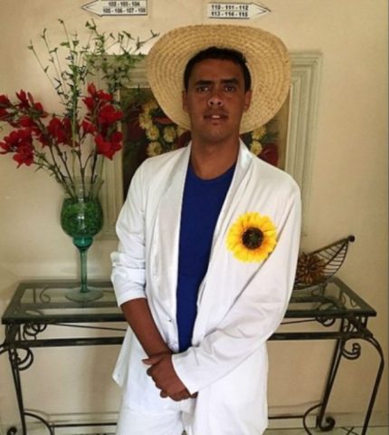 John Falcão, cantor do Rei da Cacimbinha, está entre os feridos (Foto: Reprodução / Facebook)