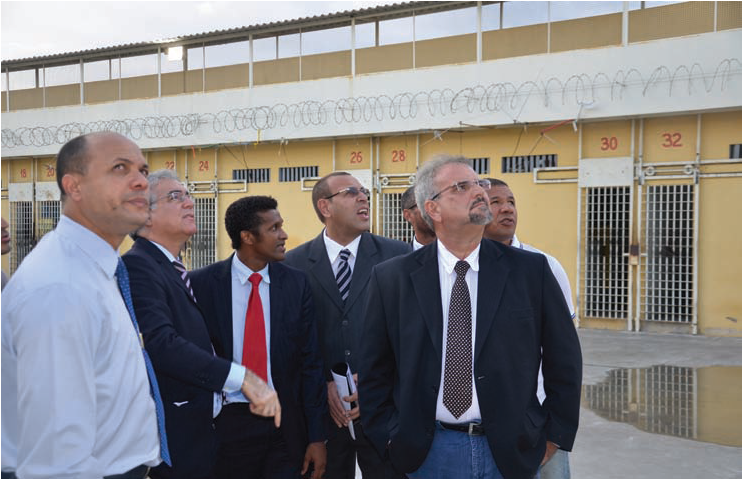 A visita foi motivada pela rebelião ocorrida recentemente. Foto: Diário Oficial/BA.
