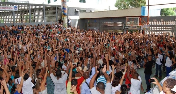 Decisão tomada em assembleia nesta terça-feira (16). Foto: aplbmunicipal.org.br.