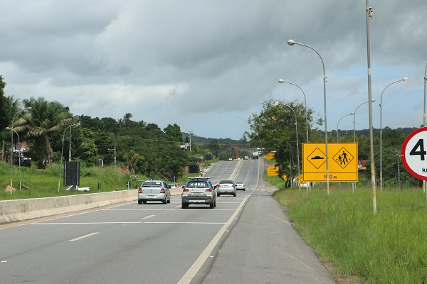 A empresa que explora a rodovia há quatro anos só duplicou até agora 10 dos 46 quilômetros