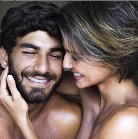 Deborah Secco se declarou para Hugo Moura: "Faltam palavras! Hoje é o dia dele! Todo dia é dia dele! Para sempre dele!" (Foto: Reprodução / Instagram)