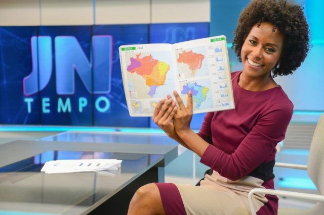 Jornalista é a primeira apresentadora negra da previsão do tempo no JN. Foto: folhavitoria.com.br.