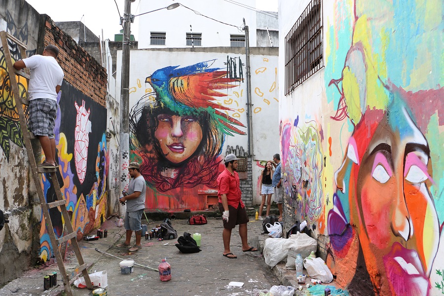 A proposta é transformar o velho beco na Via de Artes