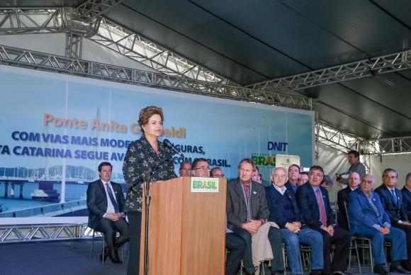 Presidente Dilma Rousseff durante Cerimônia de Inauguração da Ponte Anita Garibaldi. Foto: Roberto Stuckert Filho/PR
