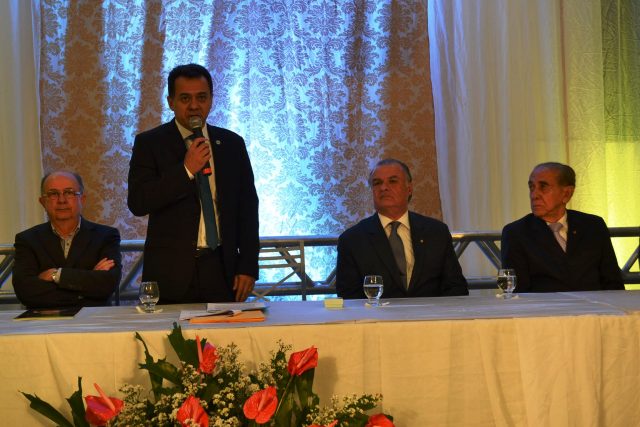 Marcelo Alexandrino, presidente da ACEFS, cobrou mais atenção do poder público com as obras estruturantes da cidade. Foto: Olá Bahia