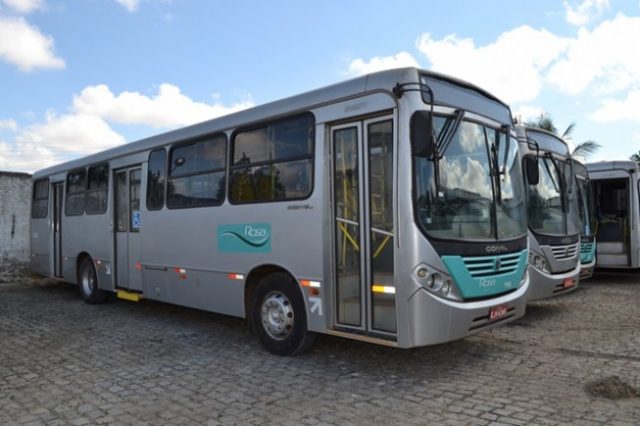 Ônibus estão prontos para circular. Foto: feiradesantana.ba.gov.br.