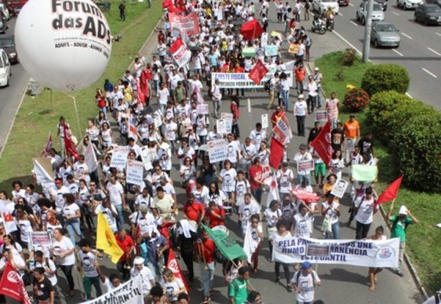A greve dos professores das Universidades Estaduais da Bahia durou 86 dias. Foto: ADUNEB