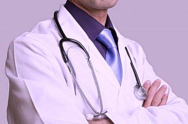 . "O governo deve estimular os médicos brasileiros a ocupar os rincões oferecendo boas condições de trabalho", afirmou o presidente do Sindmed (Foto Ilustração)