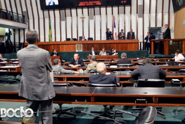 Oposição critica projeto que não detalha como será gasto o montante. Foto: Bocão News
