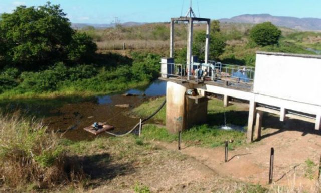 Devido à redução da vazão do rio Pardo, em decorrência da ausência de chuvas na região, não tem sido possível captar água suficiente (Foto: Reprodução)