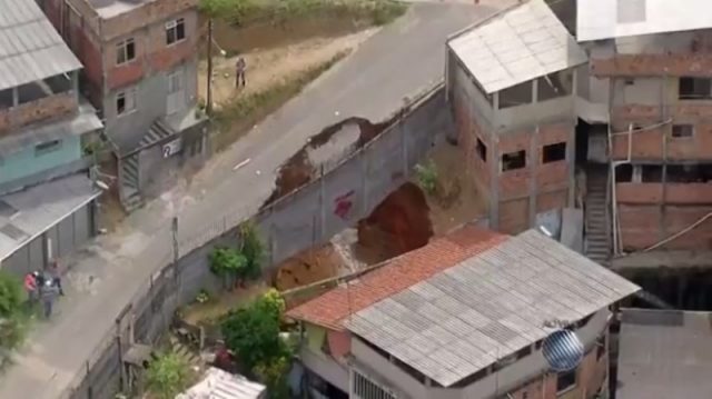 Moradores foram transferidos para imóveis alugados. Foto: Reprodução/Rede Bahia