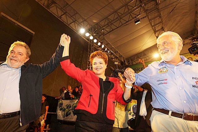 "Se não for o Lula, é ele [Jaques Wagner]. Tem cacife para isso", disse um petista (Foto: Reprodução)