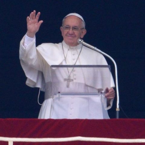 Papa oferece 'perdão' a mulheres que fizeram aborto. Foto: Reprodução/BBC