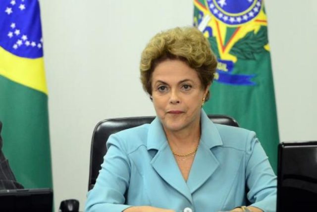 Dilma sanciona LDO 2016 com vetos a reajuste do Bolsa Família. Arquivo/Fabio Rodrigues Pozzebom/Agência Brasil