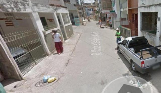Troca de tiros ocorreu na rua 26 de Abril, no bairro de Santa Cruz. Imagem: Reprodução/Google Maps.