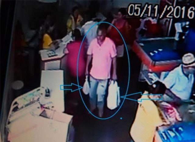 Câmera de segurança filmou suspeito em supermercado. Imagem: Reprodução/Brumado Notícias.