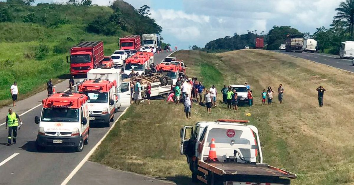 Capotamento ocorreu em trecho de São Sebastião do Passé. Foto: Divulgação/Graer.