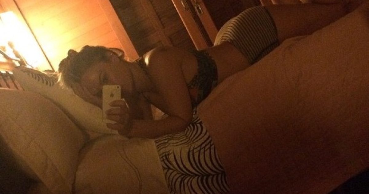 A ex-BBB Natalia Casassola sensualizou de shortinho e top em rede social (Foto: Reprodução/ Instagram)
