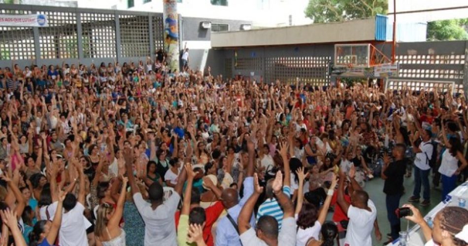 Decisão tomada em assembleia nesta terça-feira (16). Foto: aplbmunicipal.org.br.