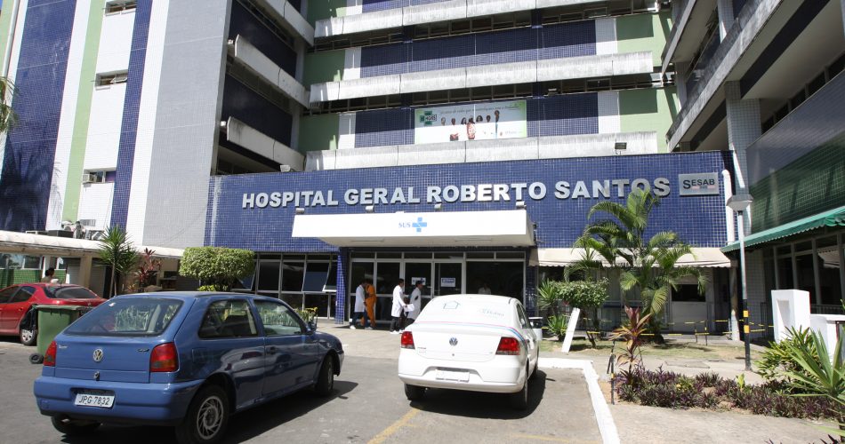 Visita do Ministro da Saúde Alexandre Padilha ao Hospital Geral Roberto Santos inaugurando a nova UTI cirúrgica e a unidade  de Hemodinâmica.



Foto: Bruno Ricci/Secom