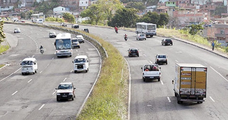 BR-324 concentra maior número de acidentes, conforme órgão de trânsito. Foto: tribunadabahia.com.br.