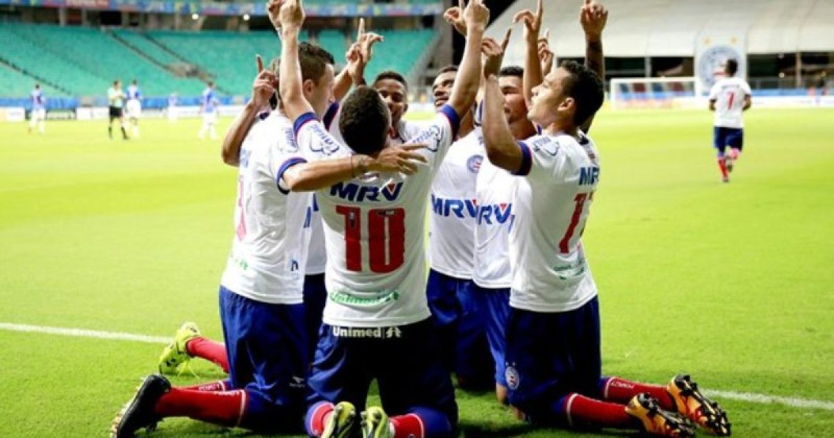 Jogadores comemoram triunfo do Bahia. Foto: Felipe Oliveira/EC Bahia.